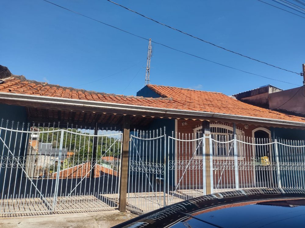 043ec212-de1d-442e-8714-f0eb40fb323c