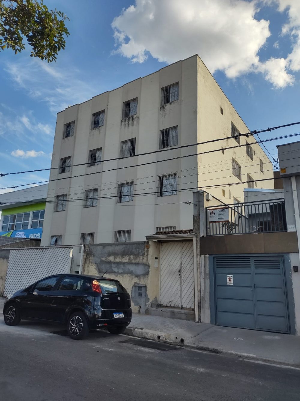 1d88bbc0-b7b8-41b2-956b-f1a8ad041a6c