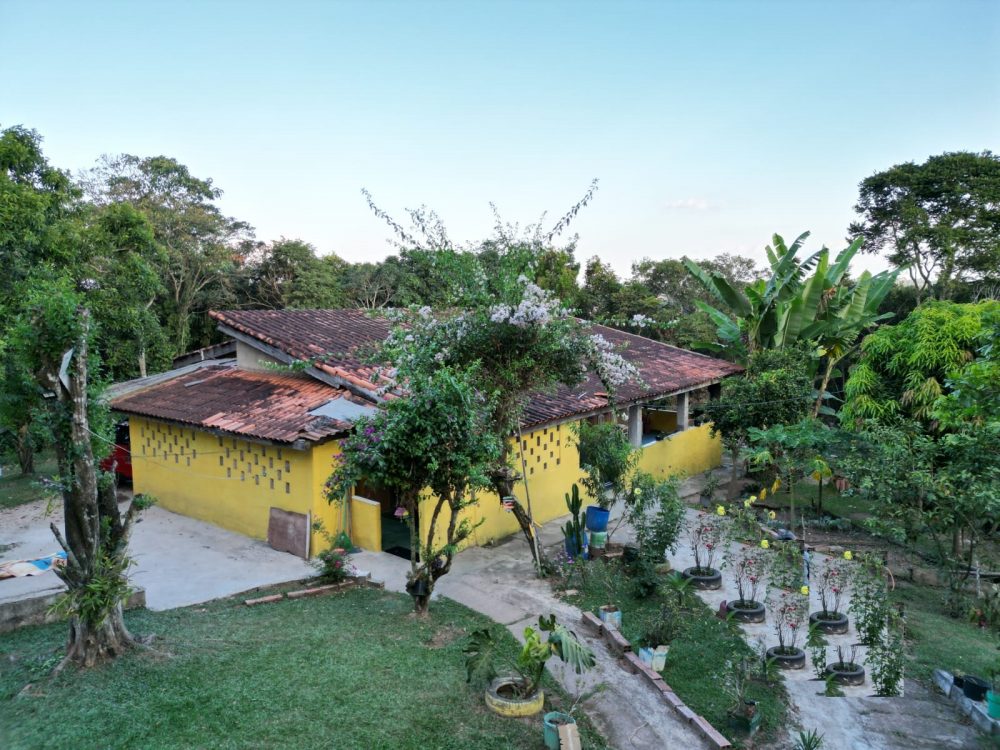 1ef34fd7-9fec-4616-94c9-27ed293c810a