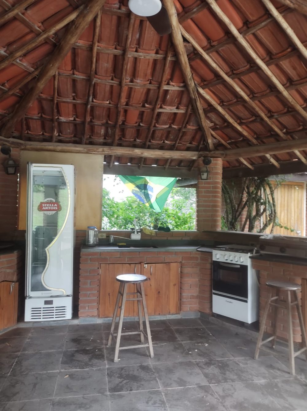 09987264-5870-491a-a3f0-ae674a8993f7