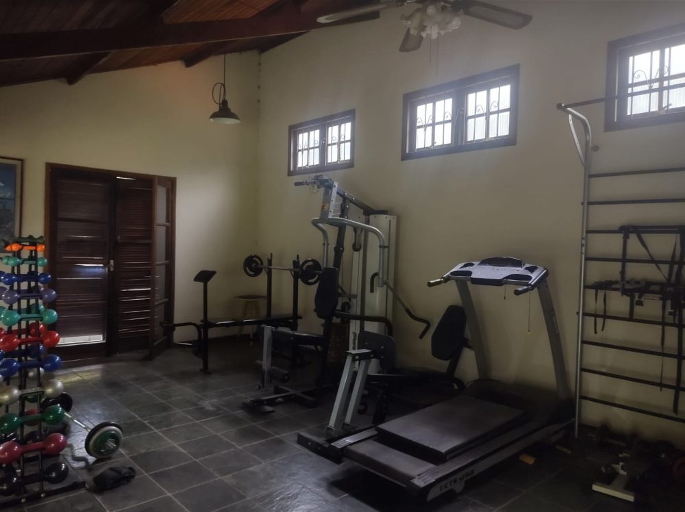 9ea345b8-567e-4305-a0a0-43c697951b5f