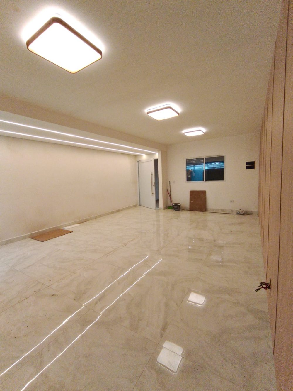 19012988-b99c-485a-a7a1-934533162115