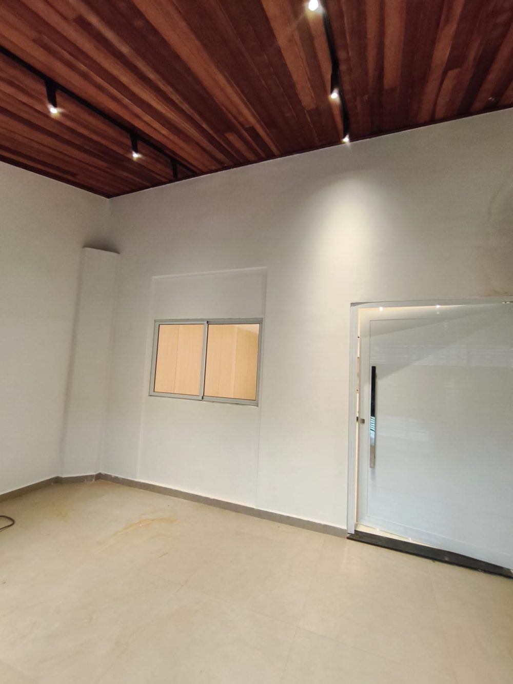 91c980fb-bae3-4a8d-bab3-92963a207f82