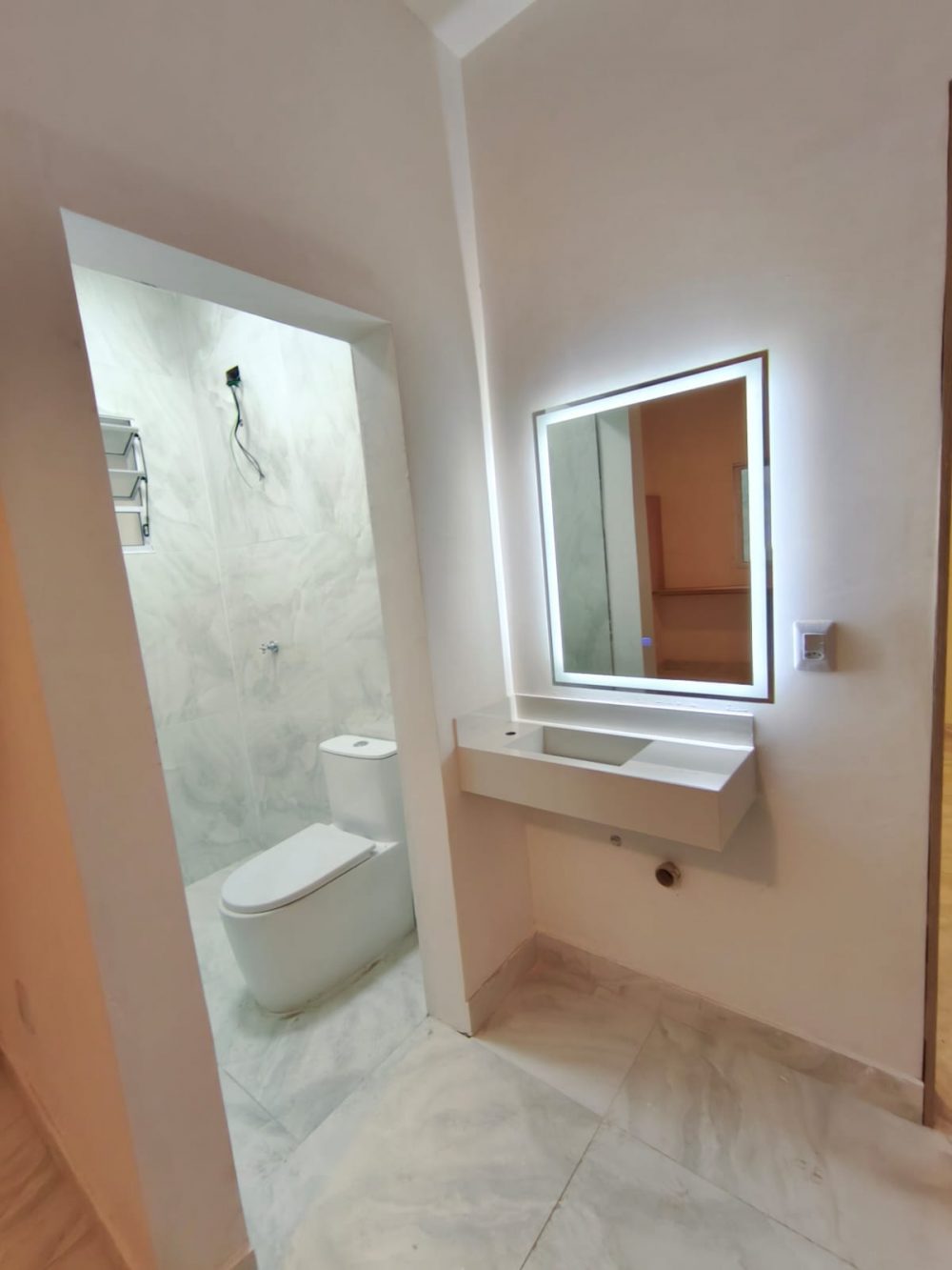 b41a2156-36c0-423a-929c-530286e61421