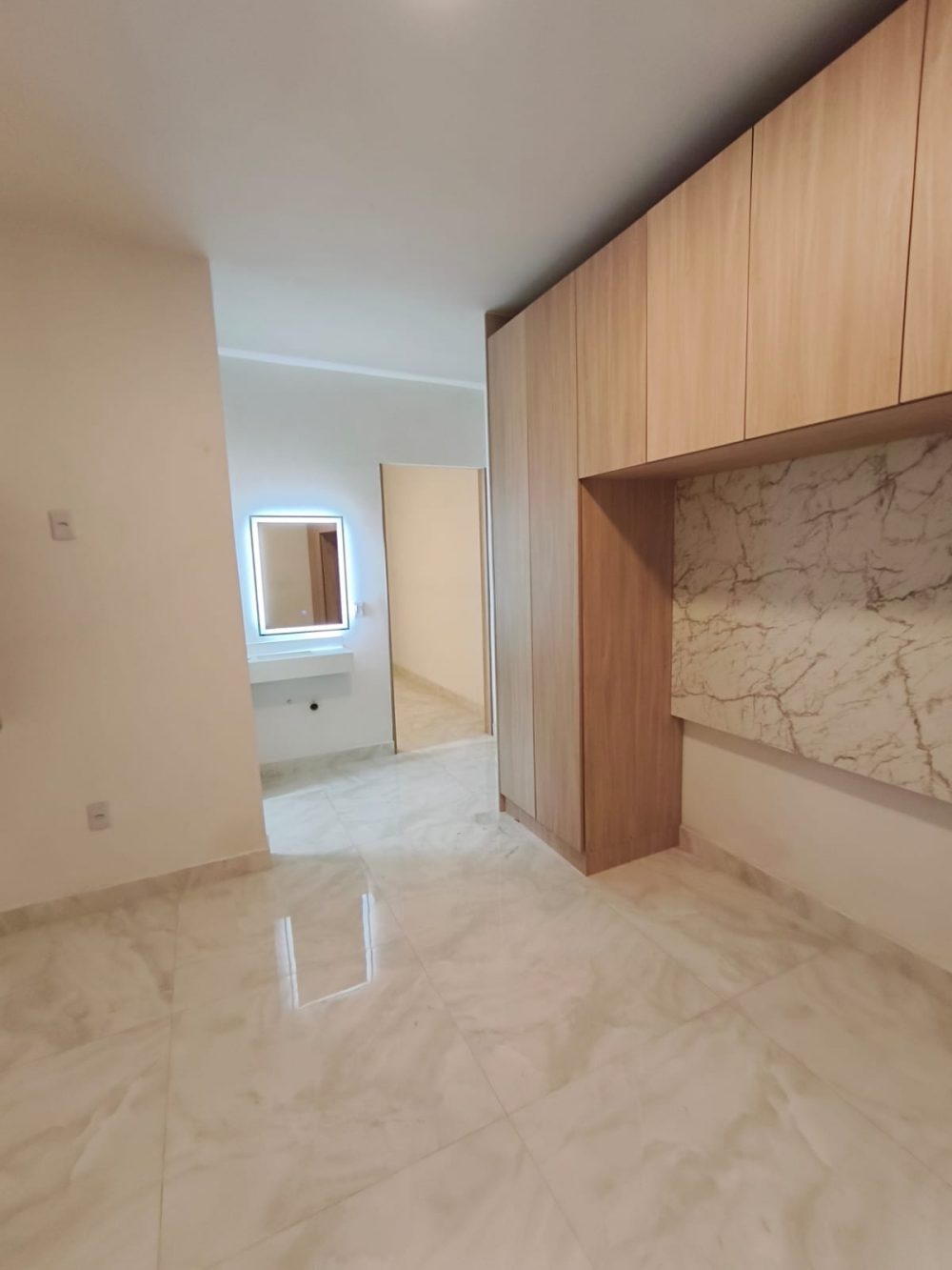 cf5f92e1-5f3e-4fa4-b15d-b0180197fbc4