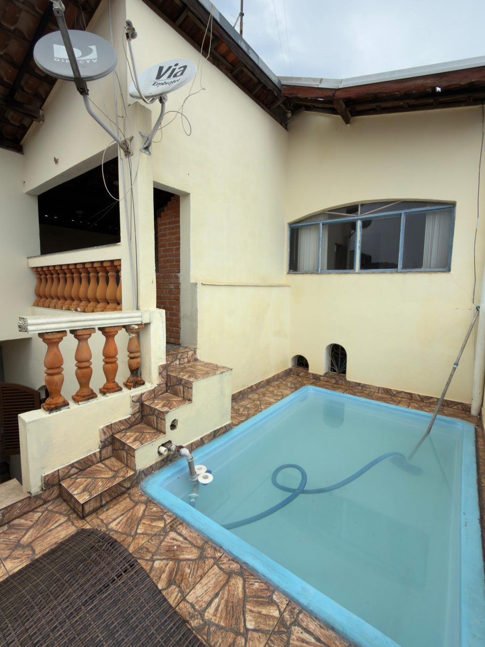 21708272-dc02-46ef-9d43-7109aa27cedb