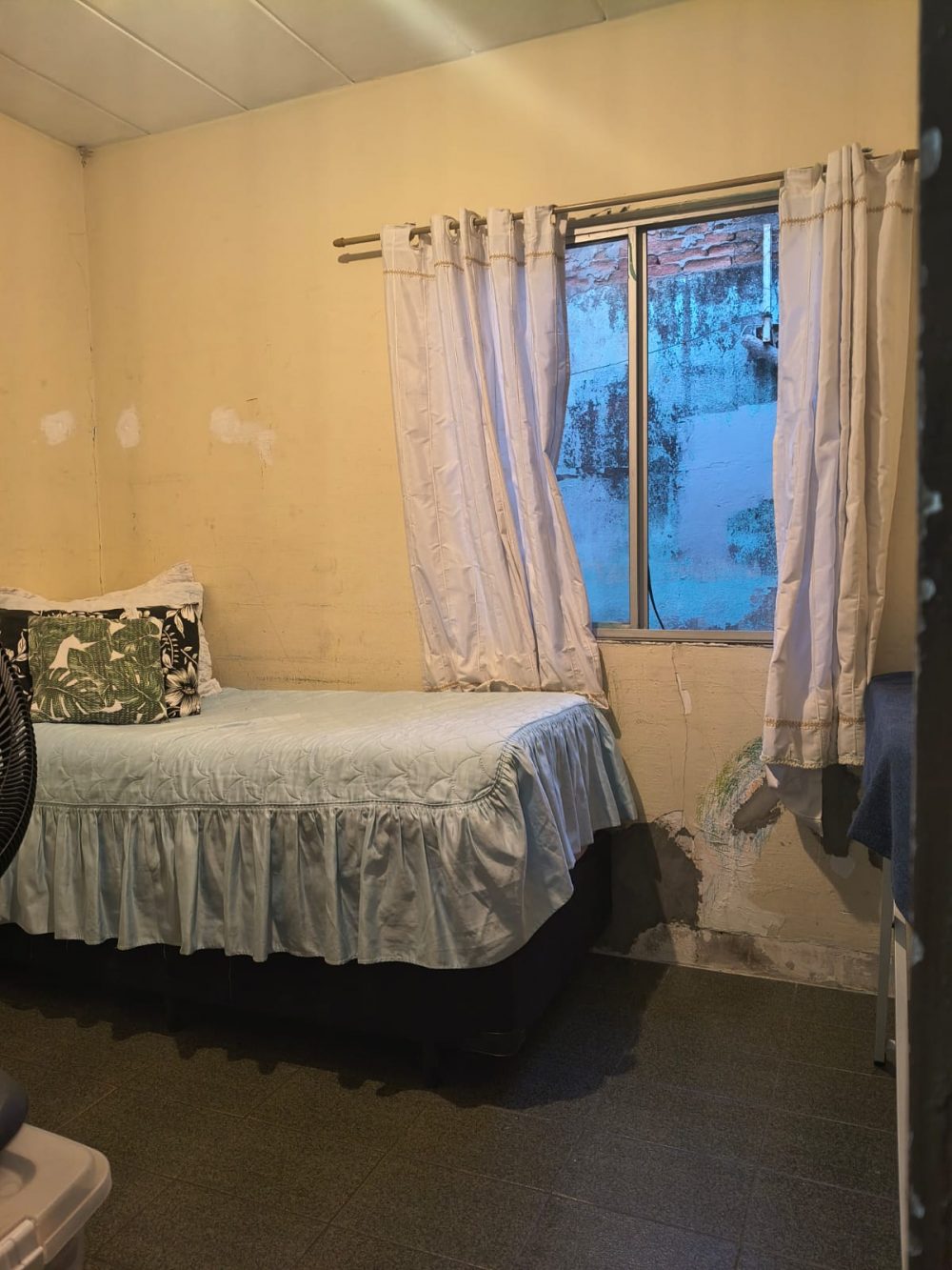 39d1b991-de42-4528-aaaa-58f9d8aa366a