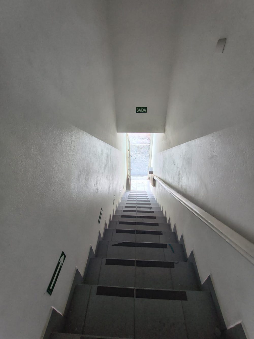 4c64bf77-352f-431e-bfa0-816531e17b68