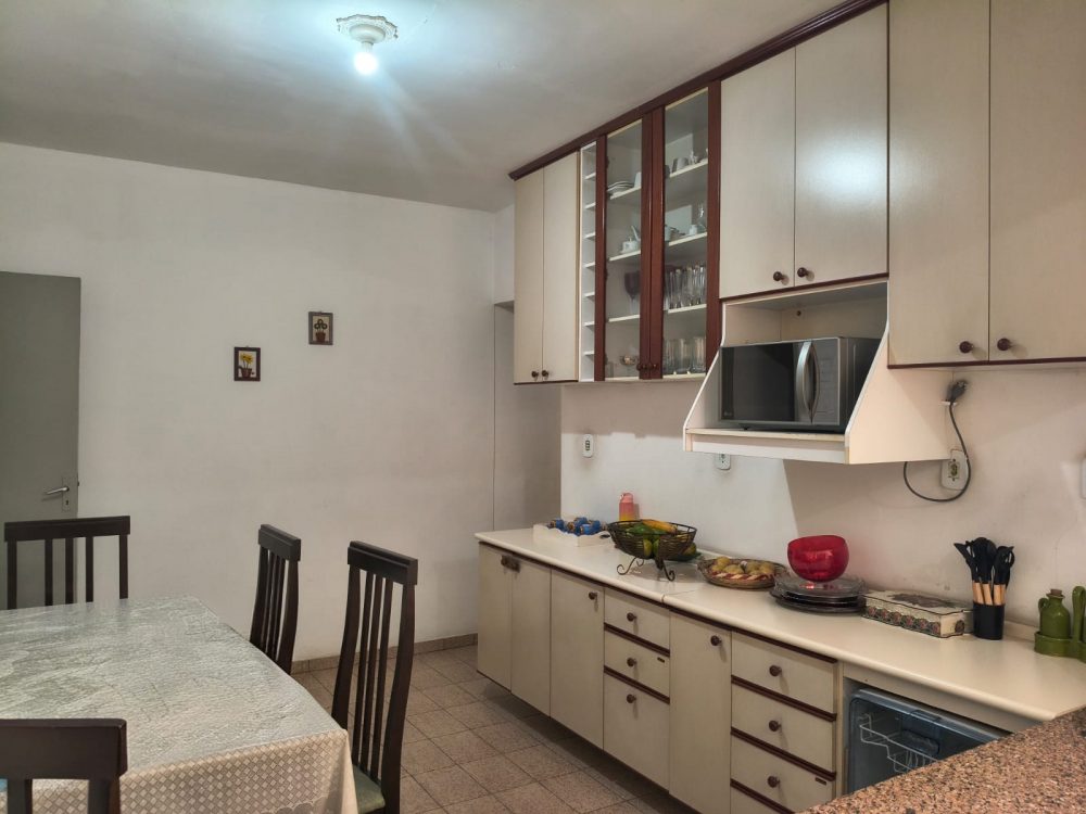 593f9c4c-8955-4914-b095-b01ca55472c9