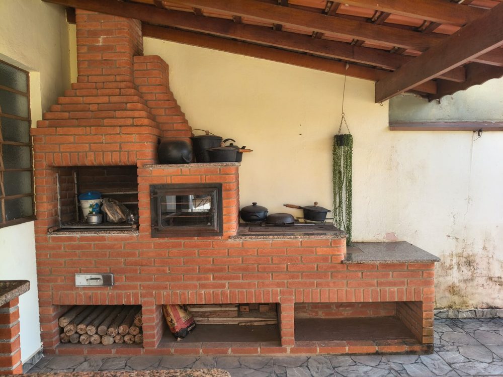 d3a8cf00-5d6d-4e74-b636-a0b223dd5481