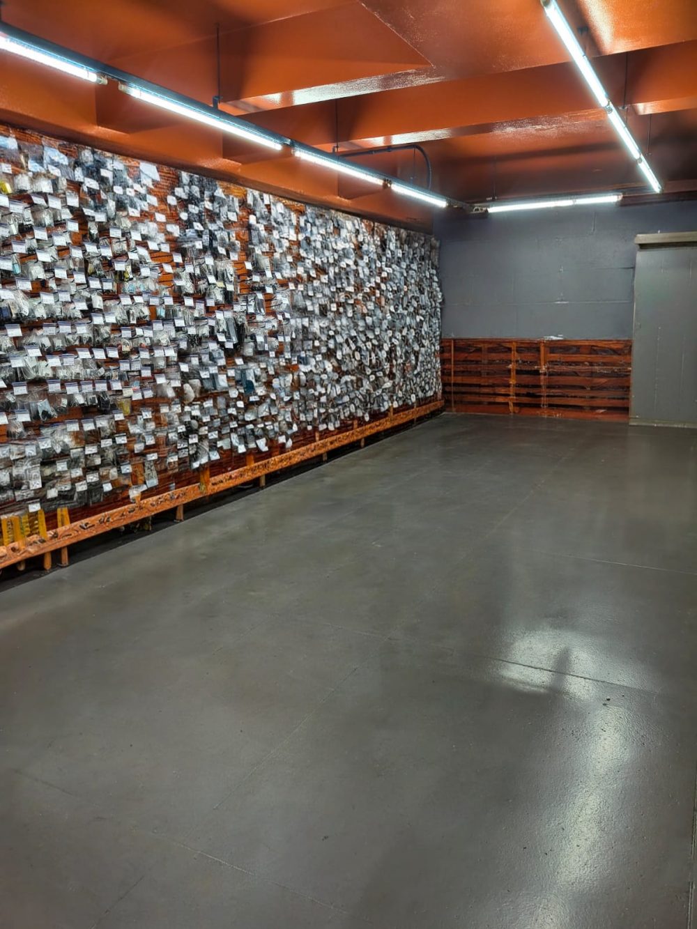 f500c11b-bad6-467e-b78c-385ca1dba821