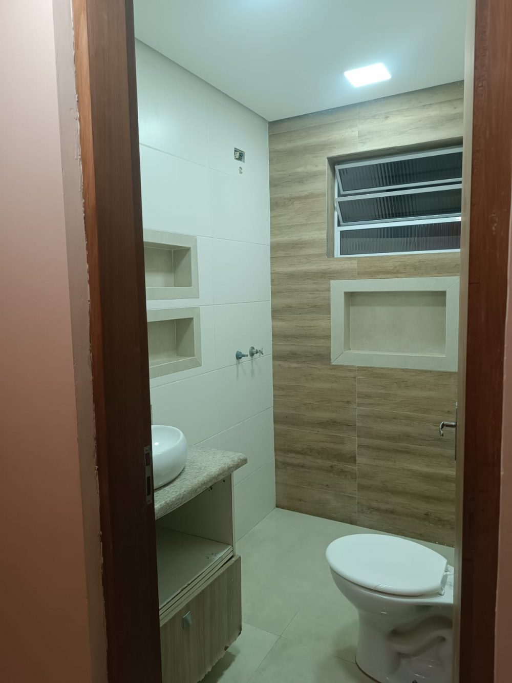 ff49d156-d94a-4e6d-b418-efe681bf4b36